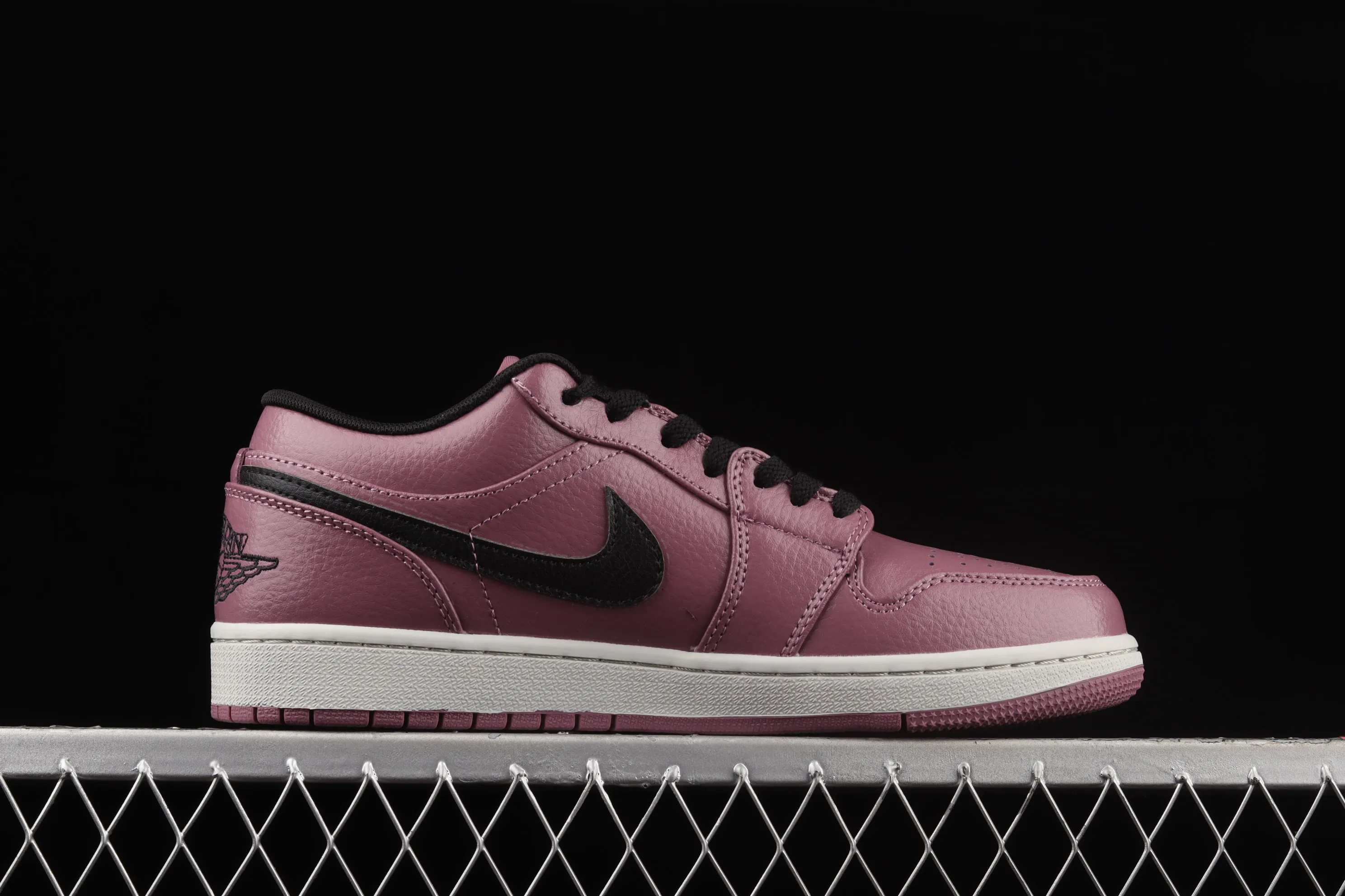 All categories Air Jordan Jordan series basketball shoes Air Jordan 1 Low Air Jordan 1 Low "Magenta" AJ1 Joe 1 magenta black low-top cultural and leisure sports sneakers DC7268-500